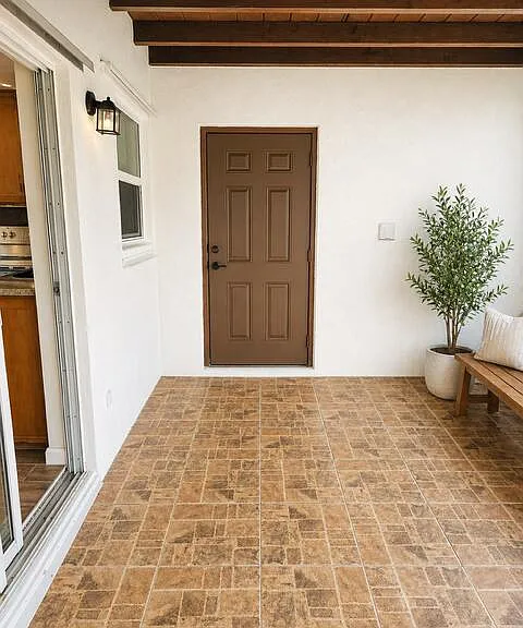 1630 NW 52nd Ave — Photo 6