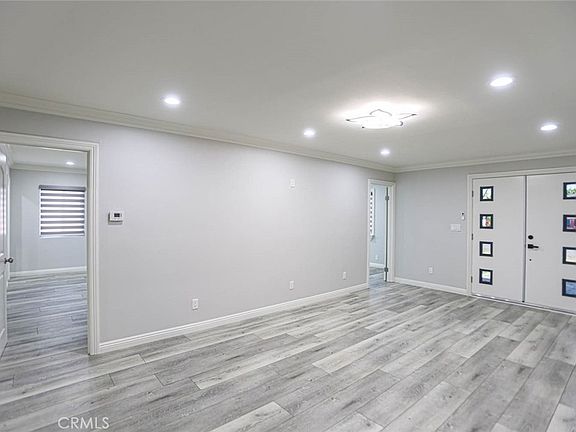 5th image of 8872 Montrose Ave