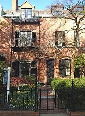 2nd image of 9 Hawes St