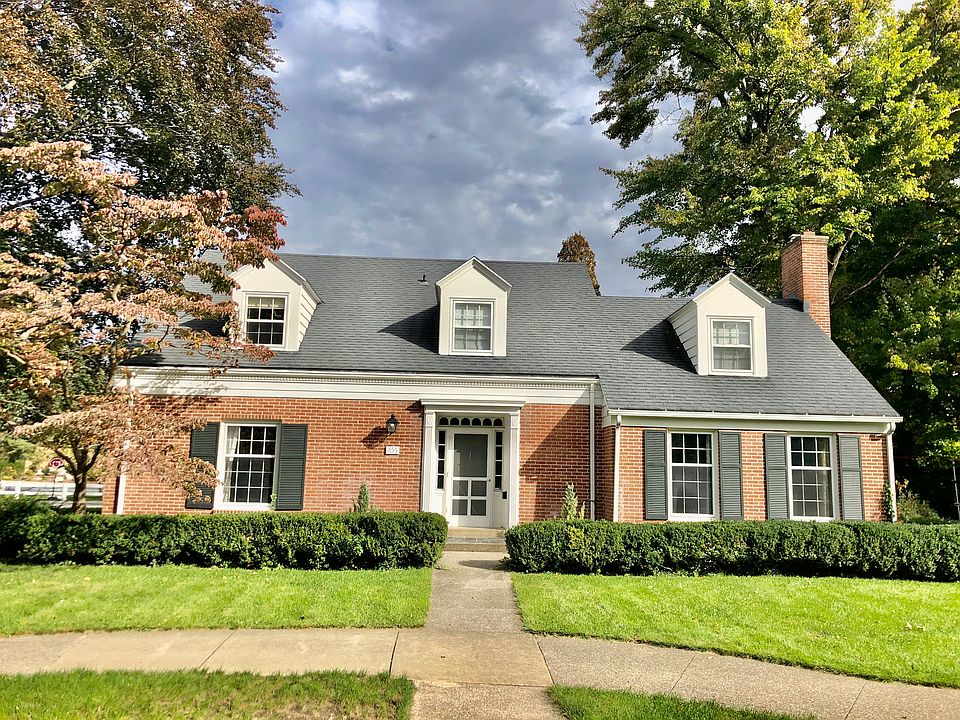 1st image of 655 College Ave
