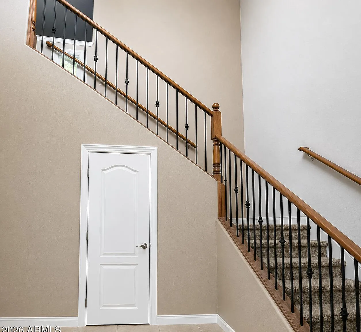 2 bed, 1464 sqft, $1,975 — Photo 2