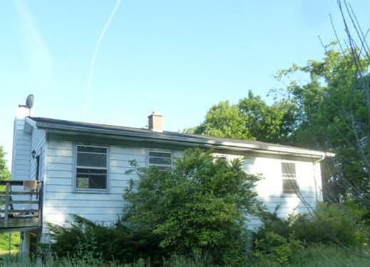 2nd image of 456 N Stine Rd