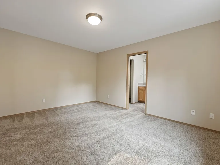2440 Boulevard Heights Loop SE — Photo 38