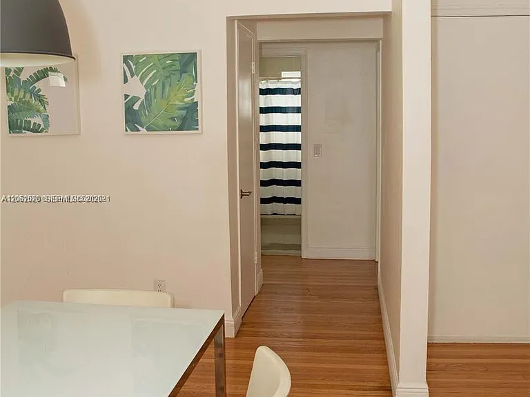 233 Madeira Ave #2 — Photo 17