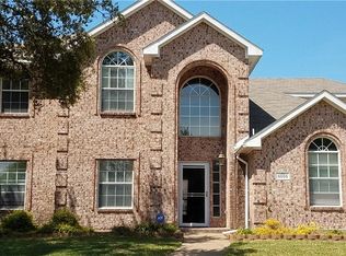 9005 Lakepointe Ave, Rowlett, TX 75088