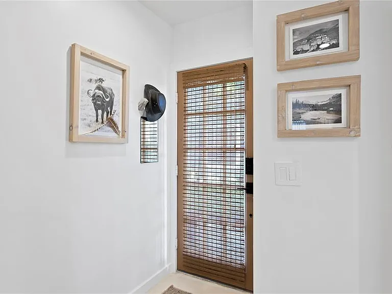 315 S Edison Ave #12 — Photo 6