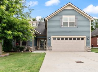 523 High Echelon Cir, Smyrna, TN 37167