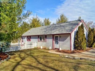 W187S6669 Agate Dr, Muskego, WI 53150