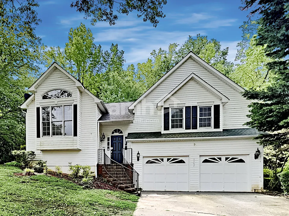 2262 Byron Ct SW