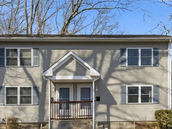 131 New River Rd, Lincoln, RI 02838