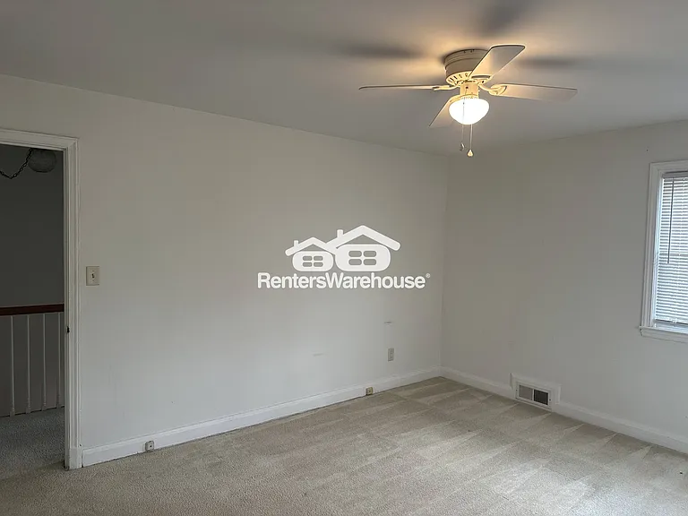 6518 Loch Hill Ct — Photo 18