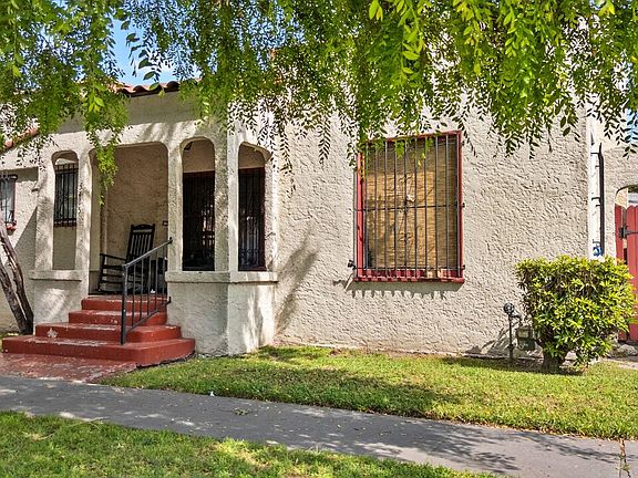 2nd image of 5415 Westhaven St