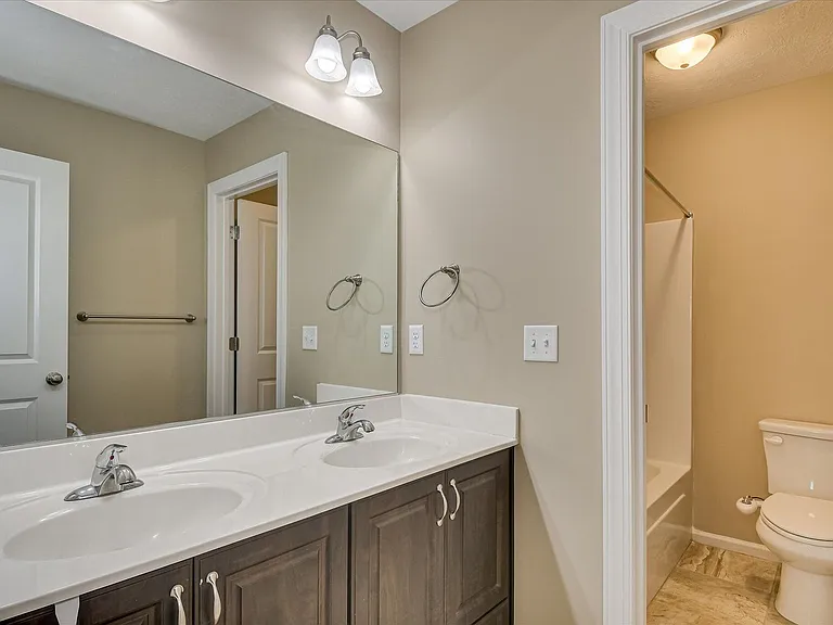 852 Williford Run Dr — Photo 36