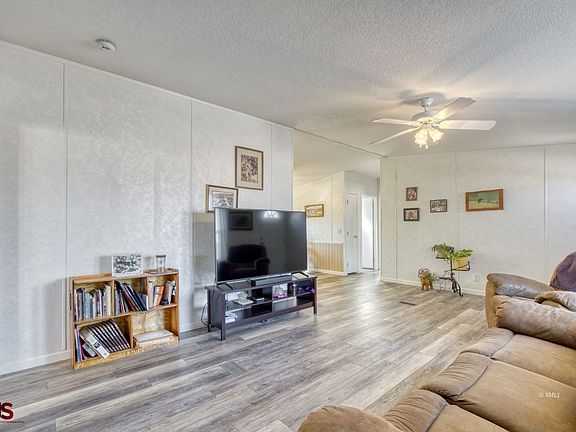 3rd image of 1512 S Escalante Dr
