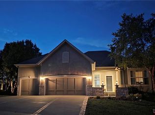18804 W 99th St, Lenexa, KS 66220