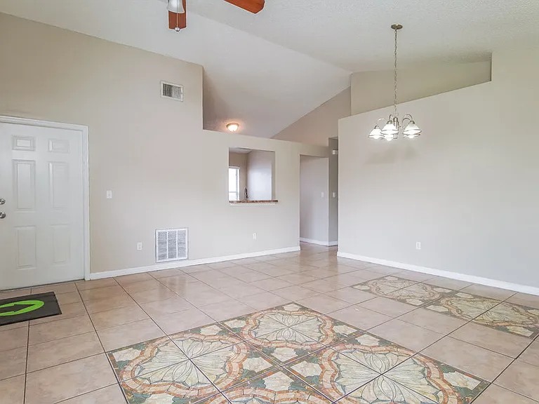 3744 Dartford Dr — Photo 5