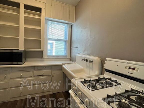 2nd image of 1701 C St #3