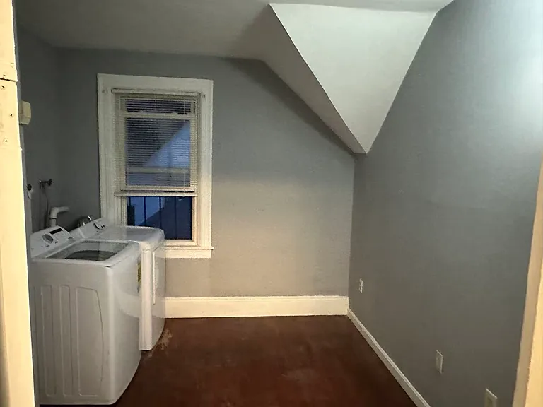 214 Pleasant St #3 — Photo 10