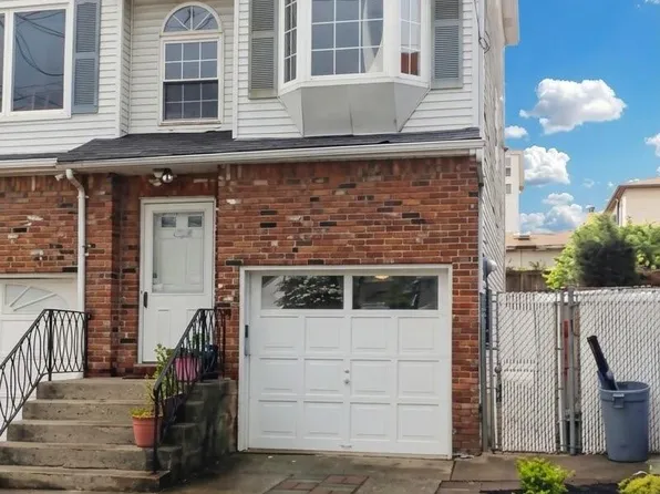 1526 Richmond Ave, Staten Island, NY 10314
