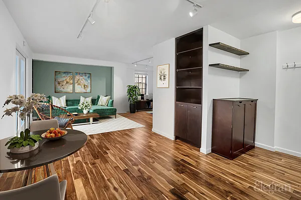 Rented by Elegran | media 2