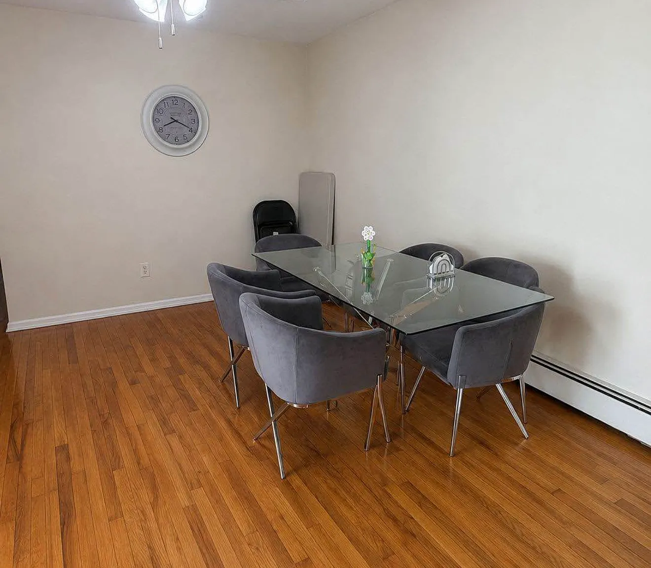 4 bed, $3,800 — Photo 4