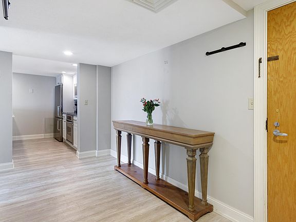 3rd image of 31 E Grand Avenue #72