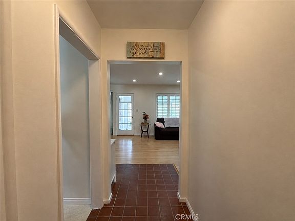 5th image of 15783 Lashburn St