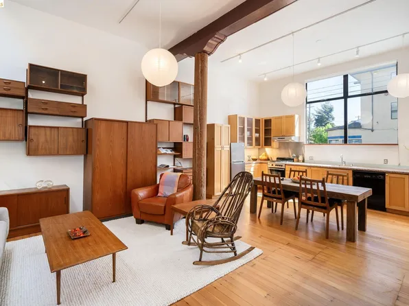 2484 Martin Luther King Jr Way, Berkeley, CA 94704