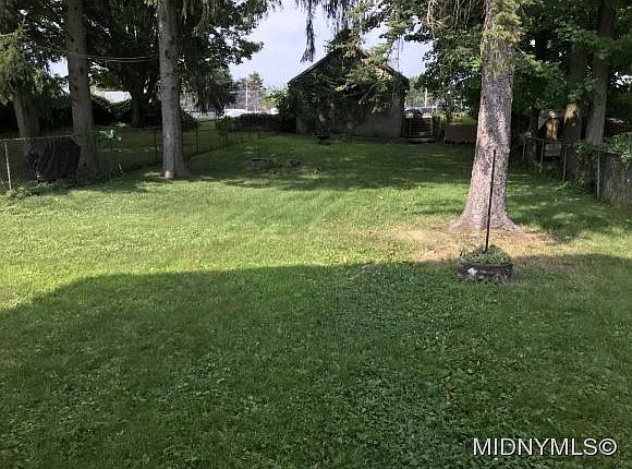 2nd image of 111 Dean St