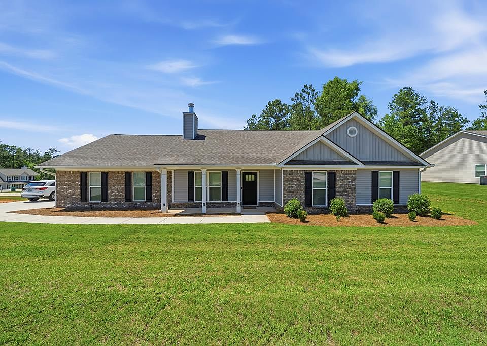 1st image of 381 Riley Cir