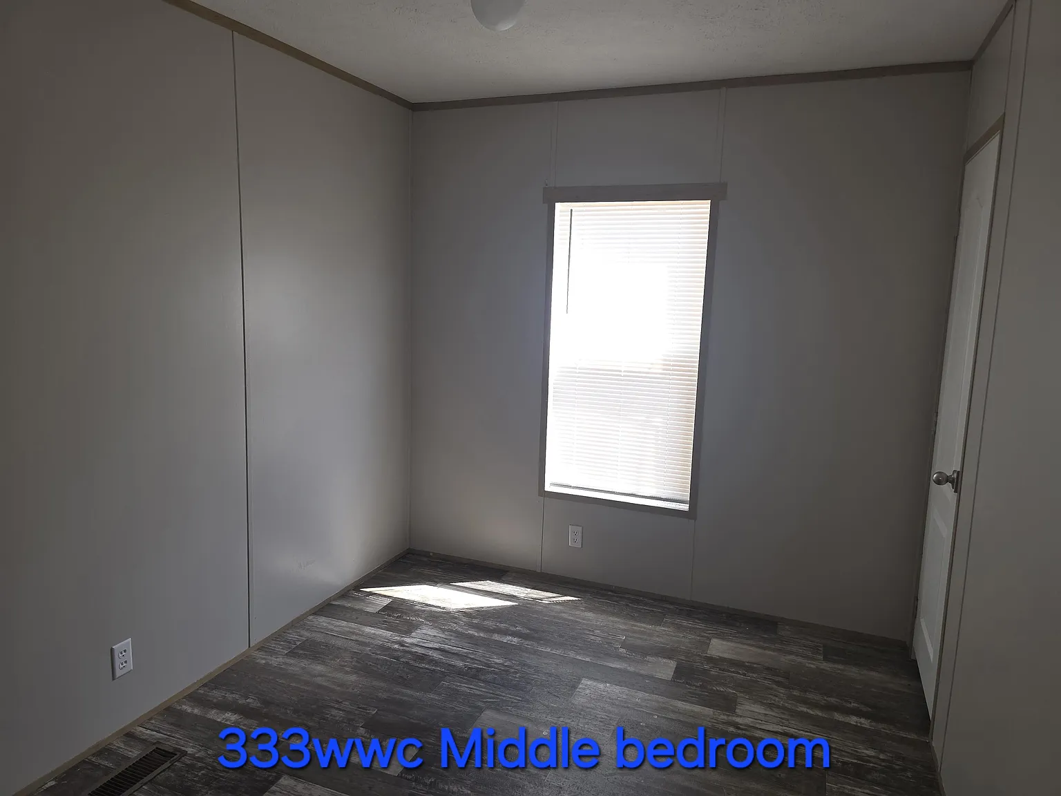 WWC333 — Photo 2