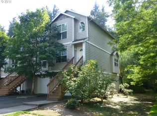 756 E Hist Columbia River Hwy, Troutdale, OR