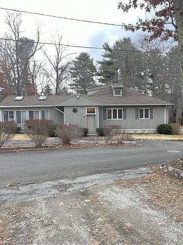 1st image of 165 Pratts Ct