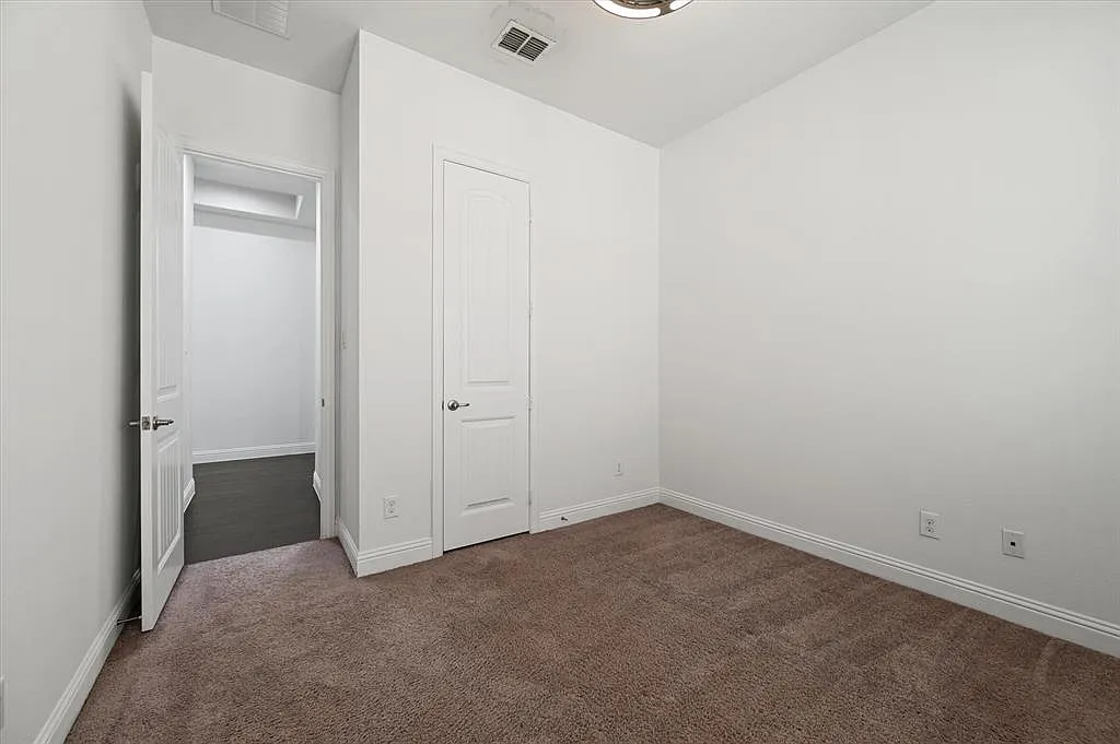 Building Photo - 13187 Bellingham Dr