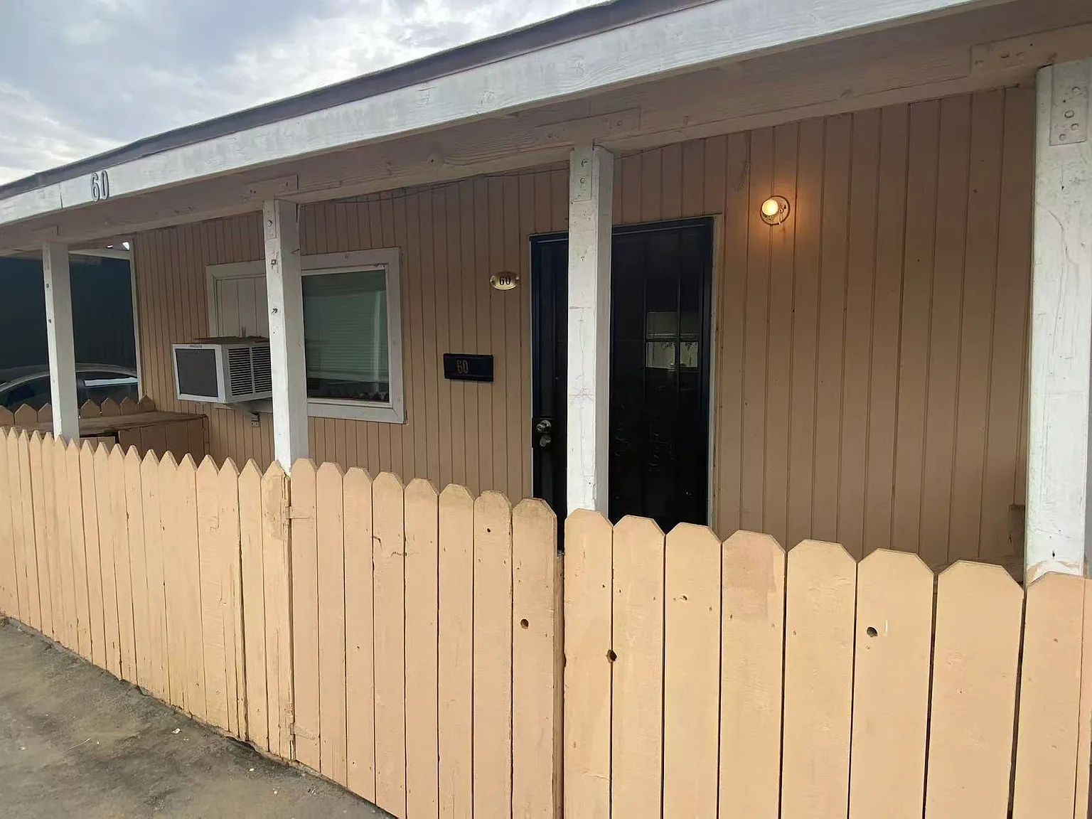 Studio, 500 sqft, $800 — Photo 2