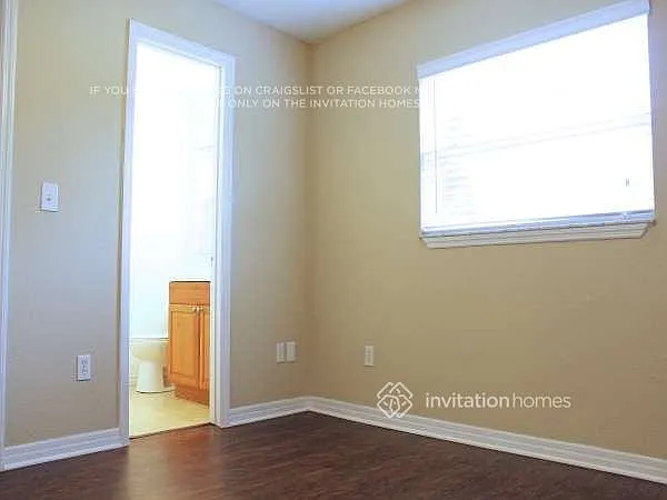147 Burns Ave — Photo 8