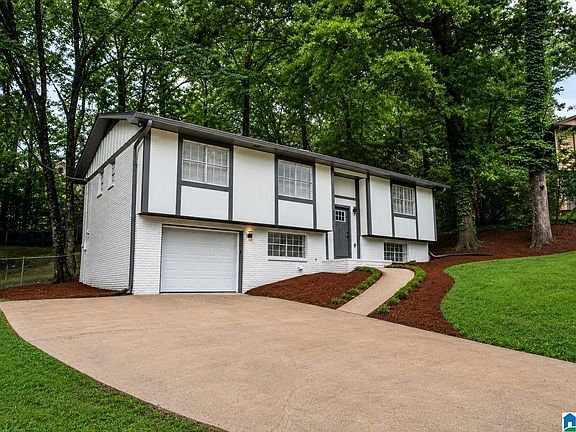 2nd image of 825 Seven Springs Dr