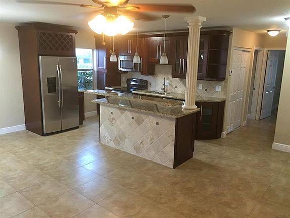 2nd image of 110 SE 10th St #201