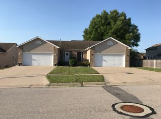 4714 Twain St, Ames, IA 50014
