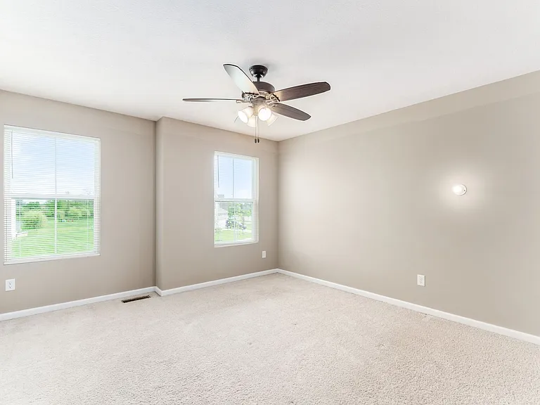 5642 Coventry Ct — Photo 42