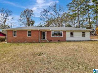 1005 W Tomahawk Trl, Gadsden, AL 35903