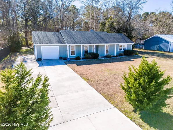 780 Old Folkstone Road, Sneads Ferry, NC 28460