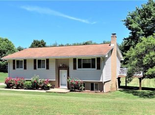 419 Glendale Rd, Beaver Falls, PA 15010