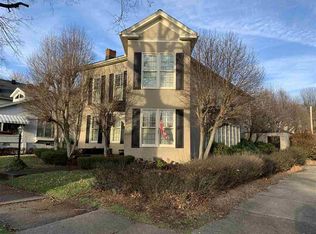 821 S 6th St, Ironton, OH 45638