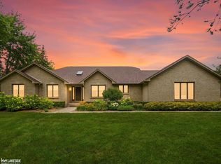 22455 Irwin Rd, Armada, MI 48005