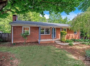 39 Grandview Rd, Asheville, NC 28806