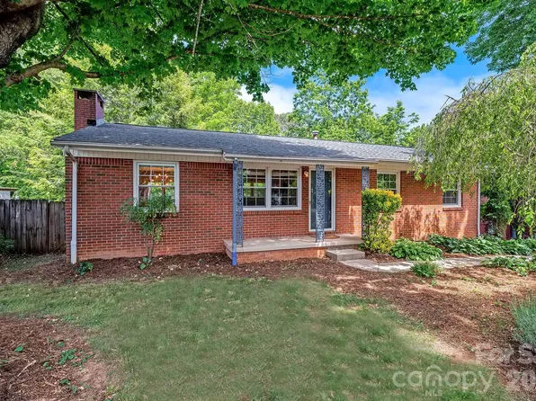 39 Grandview Rd, Asheville, NC 28806