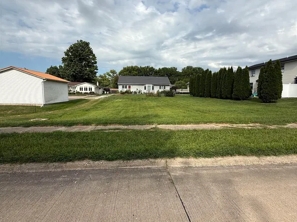 2307 S 4th St, Burlington, IA 52601