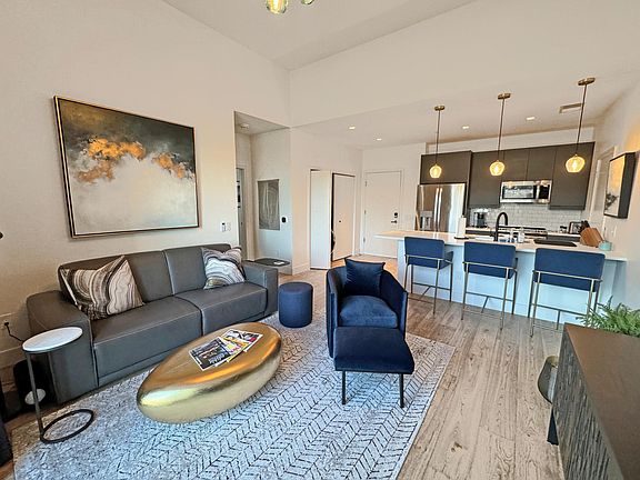 5th image of 68 Craven St #210