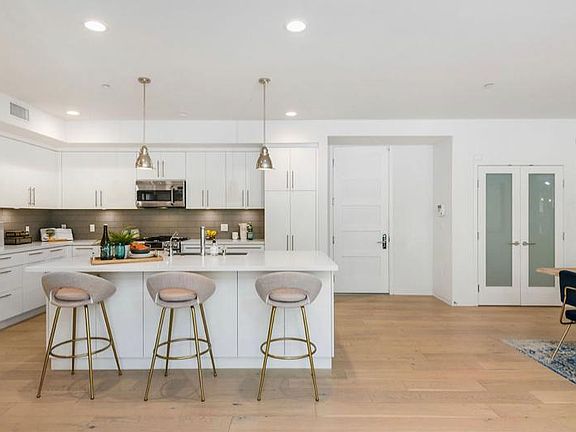 2nd image of 4240 Laurel Canyon Blvd #1